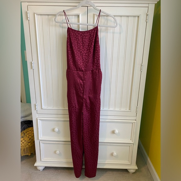 Fun leopard print jumpsuit! - Picture 1 of 3